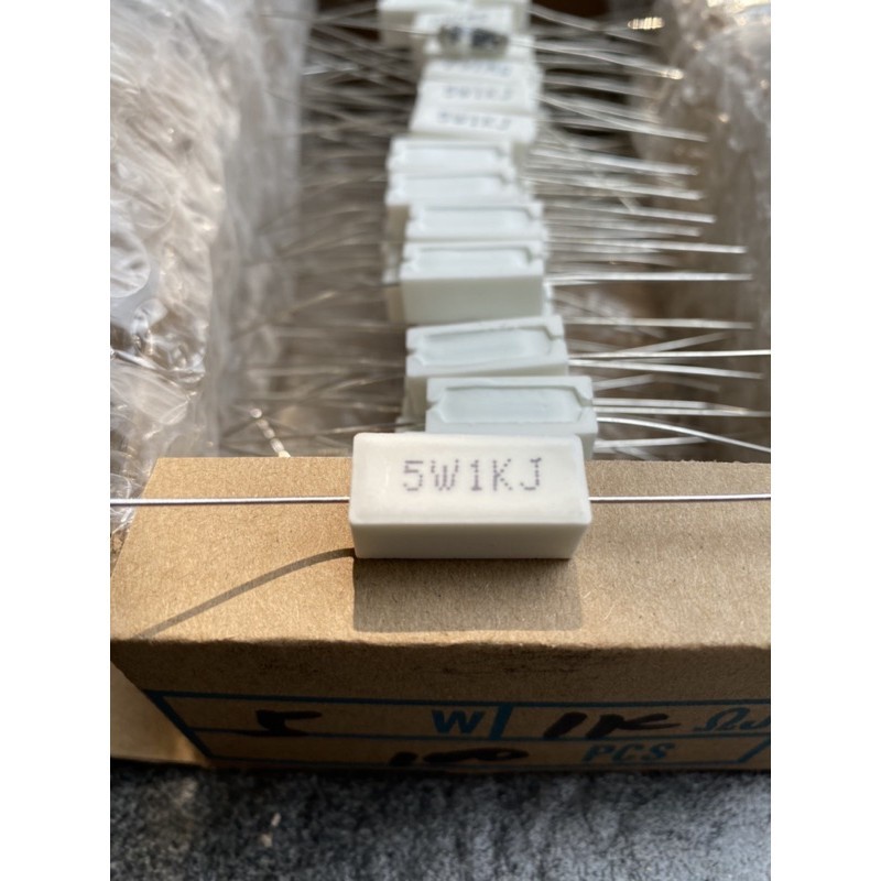 Jual resistor kapur 1k 5w taiwan kaki besar ready | Shopee Indonesia