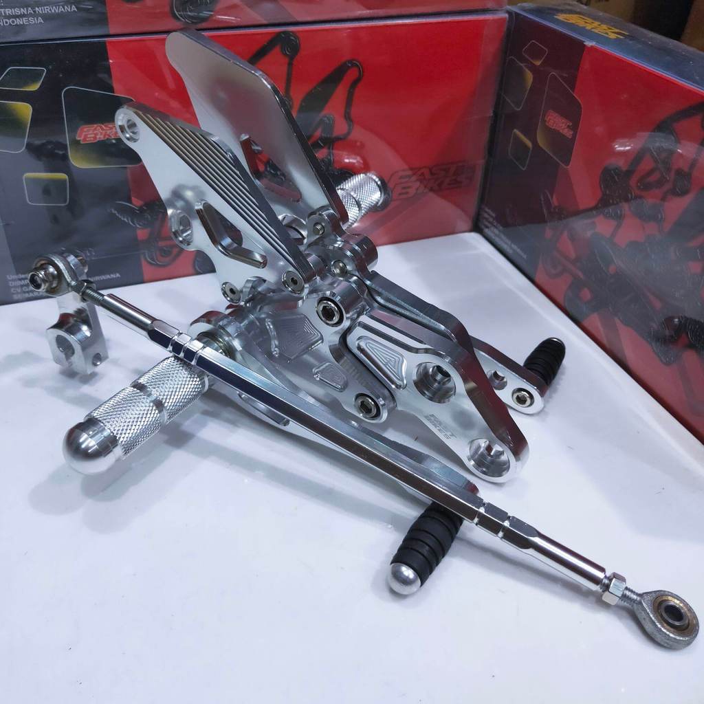 Jual Footstep Underbone Model M Sato Untuk Motor Vixion & R15 V2 Warna ...