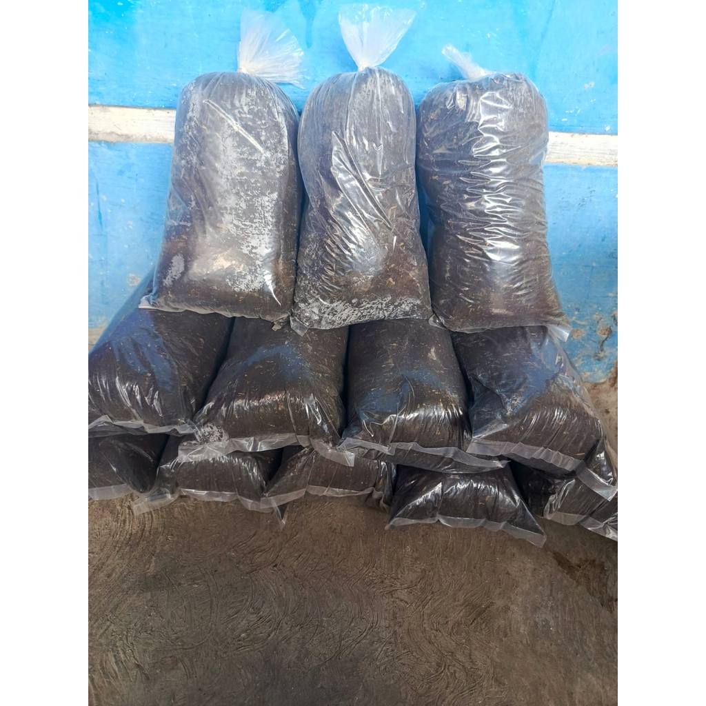 PROMO !!! MEDIA TANAM TANAH HITAM DAN SEKAM 1KG // Tanah Hitam Dan Sekam Media Tanam 1kg Cocok Untuk Tanaman Hias,buah dan sayuran