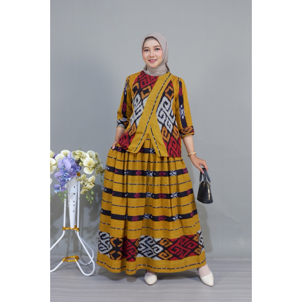 Jual Setelan Tenun Troso Set Rok Tenun Cantik Tenun Nusantara Motif ...