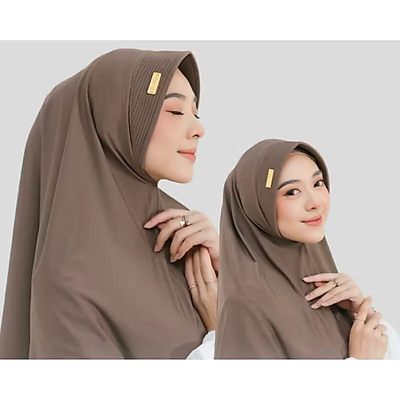 HIJAB SPORT MENUTUP DADA SIZE M JERSEY TEBAL PREMIUM WITH PIN BY NATASHA HIJAB - BERGO SPORT