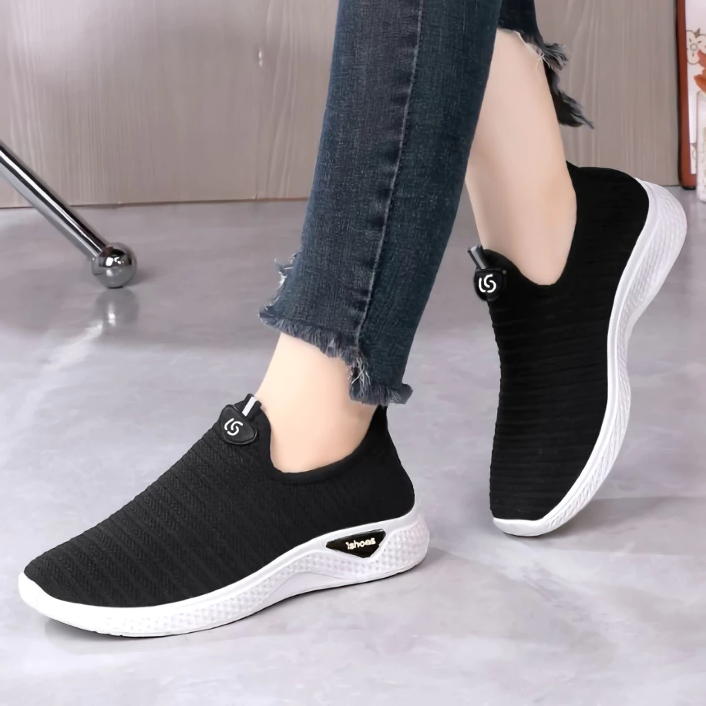 Sepatu Slip On Wanita Korea Sport Polos 36-42