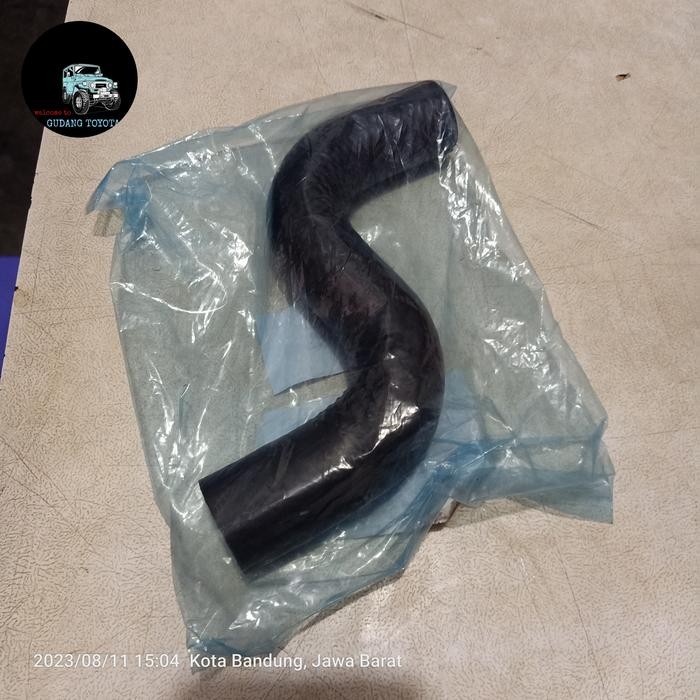 Jual SELANG RADIATOR ATAS AVANZA 1300CC VVTI MATIC AT BEST | Shopee ...