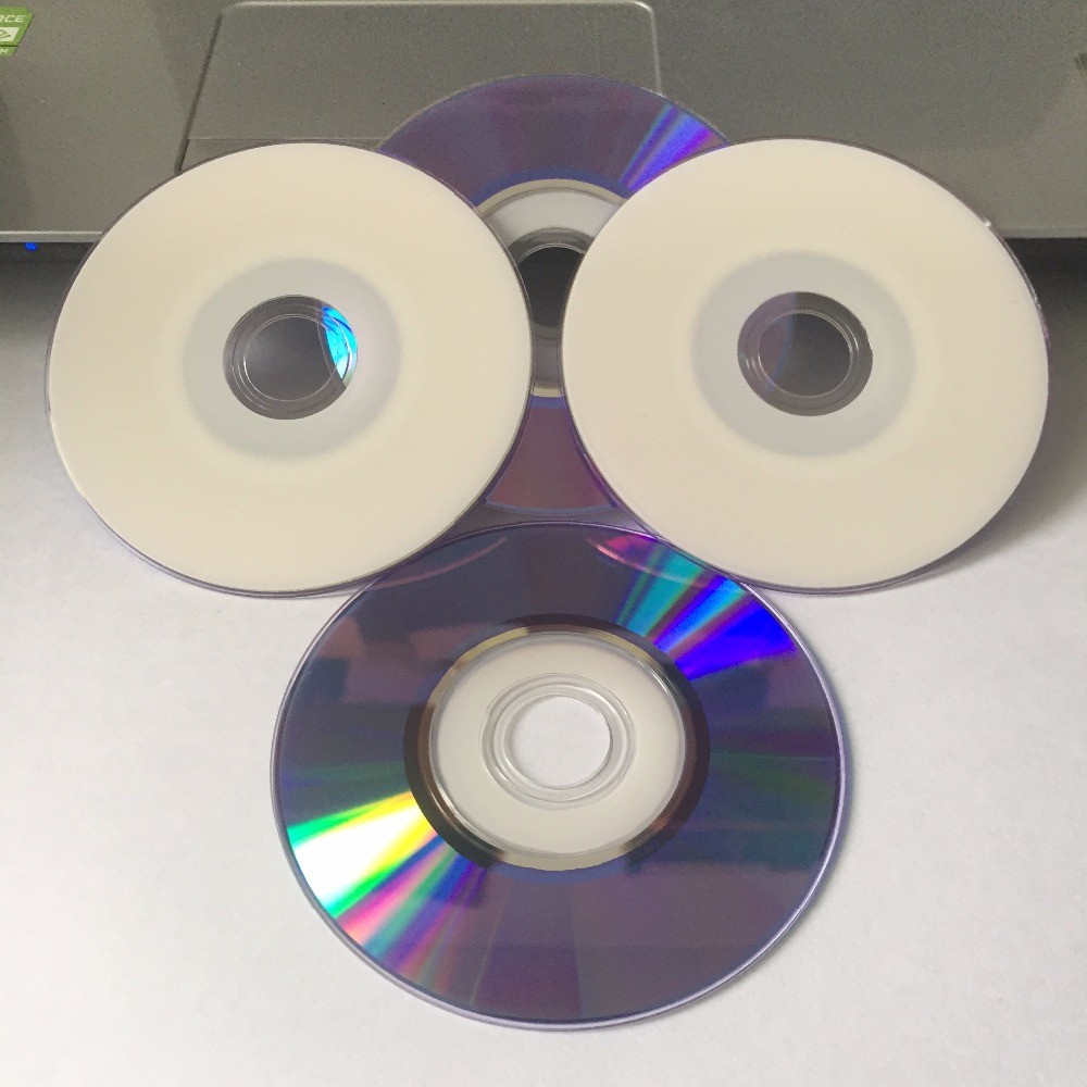 Jual Wholesale 50 Discs Less Than 0.3% Defect Rate Grade A 1.4 GB 8 cm ...