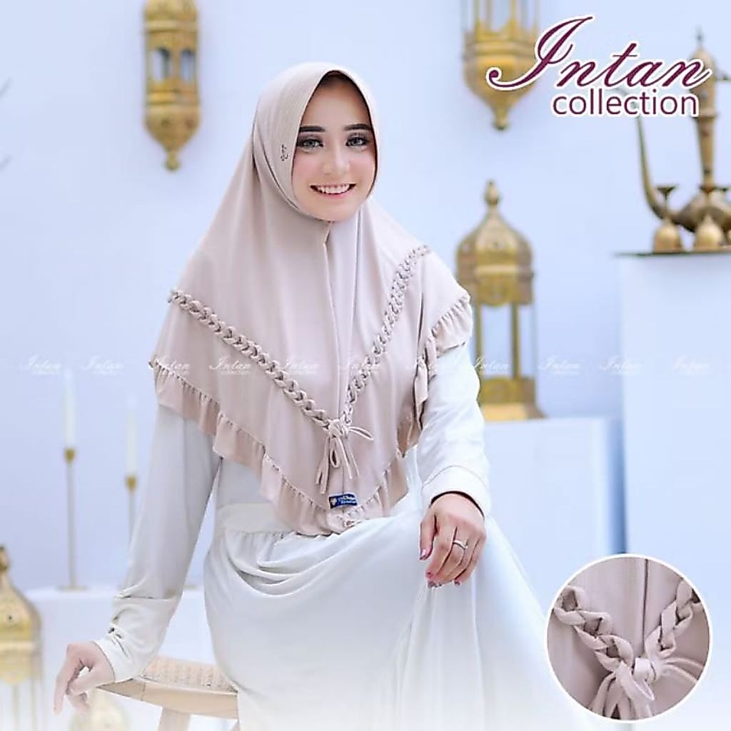 Jilbab Instan Kerut Kepang Ori Intan Hijab | Bergo Kerut Kepang Bahan Lembut | Hijab Instan Nyaman Dipakai | Kerudung Muslimah Simple Elegan