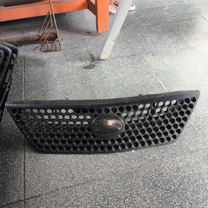 Jual UPPER GRILLE GRILL ATAS RADIATOR HITAM SUZUKI AERIO BALENO NEXT G ...