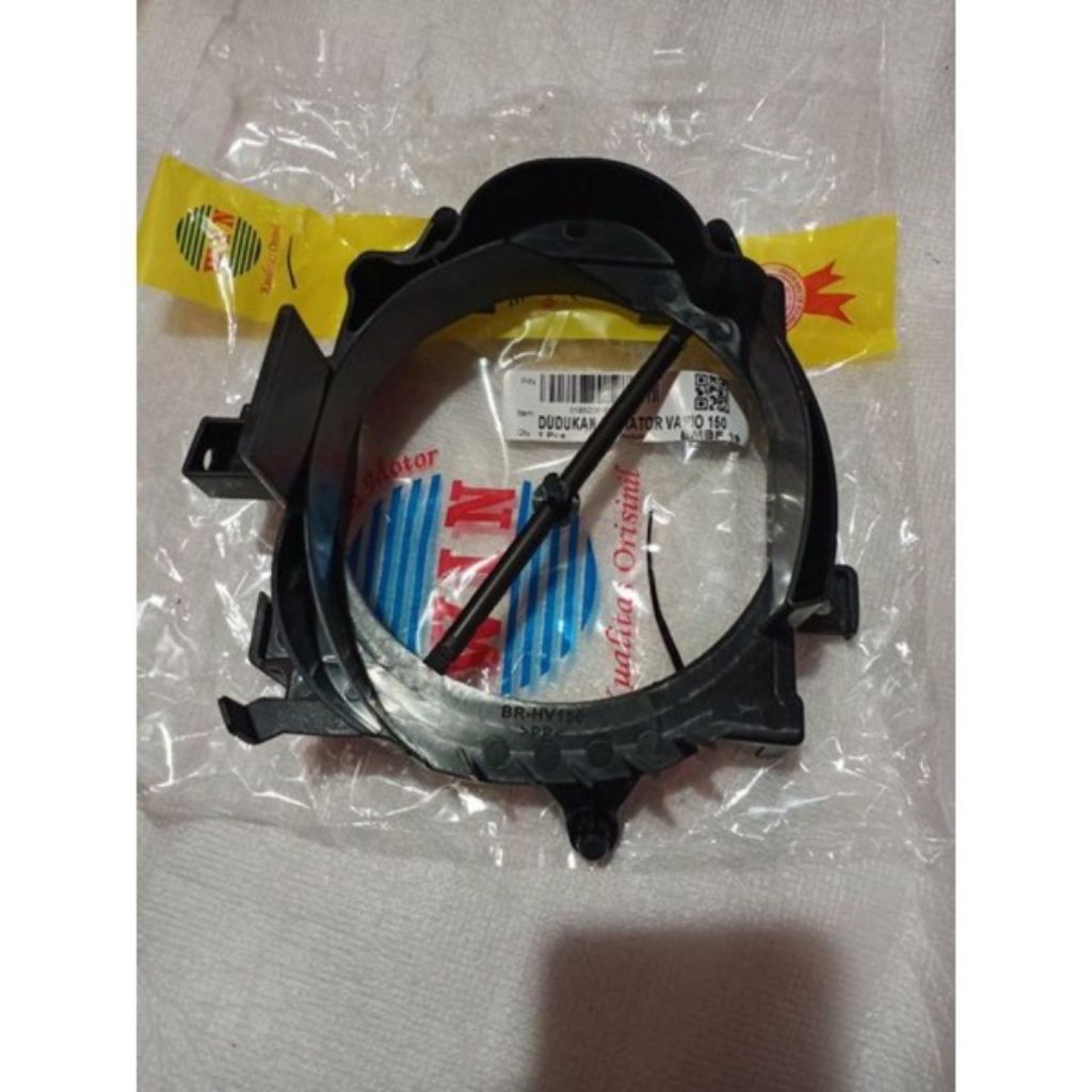 Jual Dudukan Radiator / Rumah Tempat Radiator Honda VARIO 150 Old LED ...