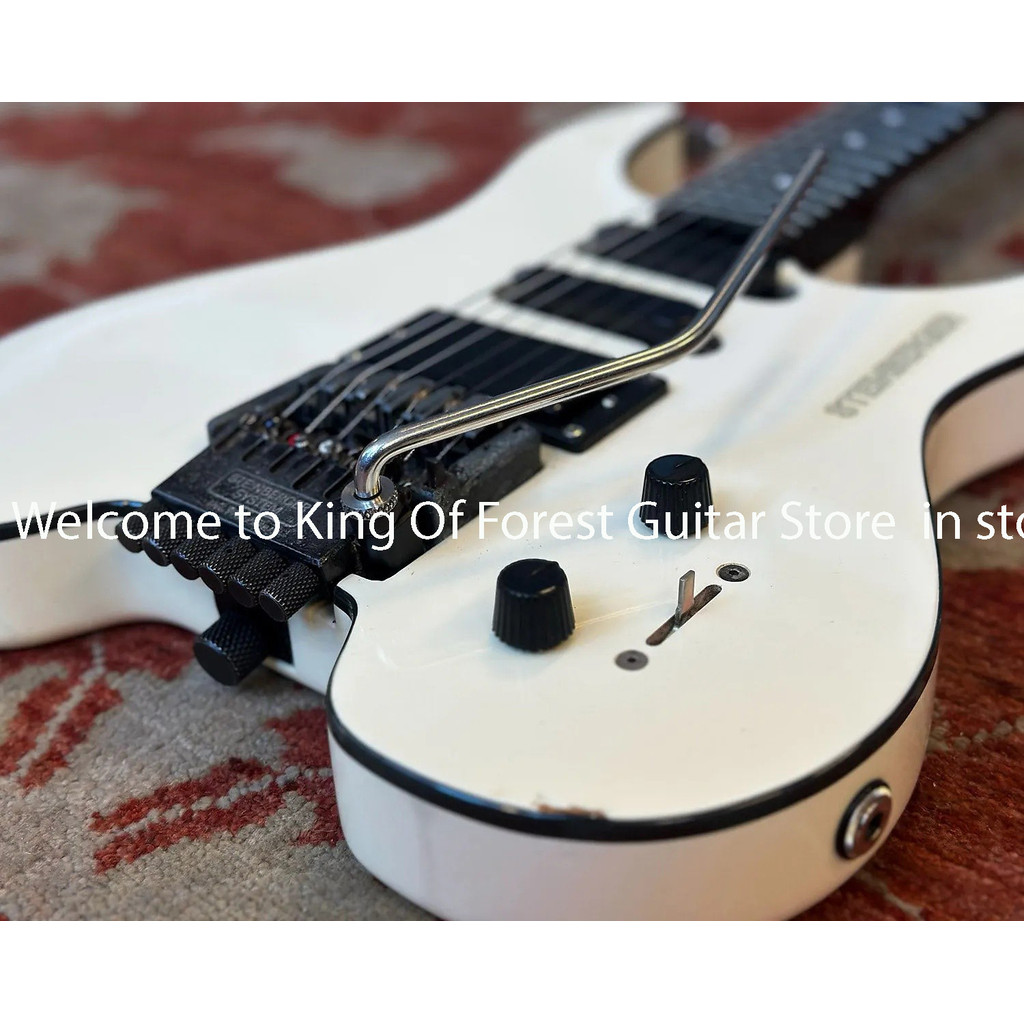 Jual hot Custom shop '80s Steinberger TransTrem Headless Electric ...