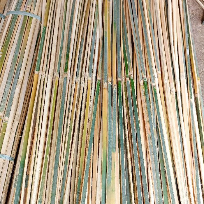 Jual 10 Batang Bambu Bilah 120cm Bahan Layangan Dan Turus Tanaman - 10 ...