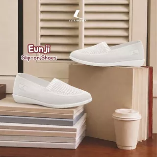 LVR Eunji FREE BOX LV0175 Sepatu Sneakers Wanita Slip On Tanpa Tali Polos