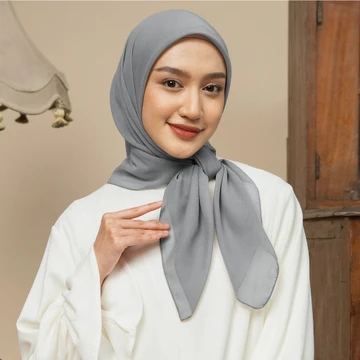 Lozy Hijab Nala Voal Square (Hijab Segiempat Bahan Voal Premium)