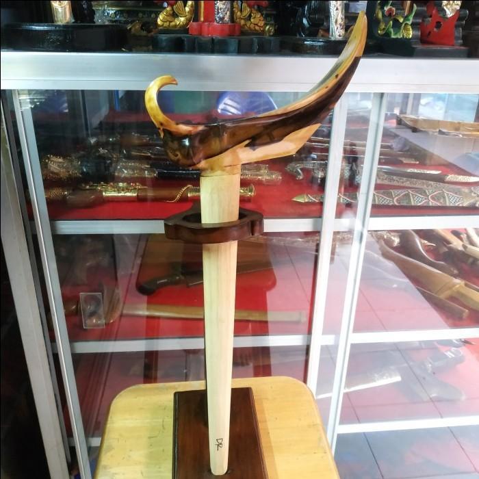 Jual Warangka Keris Ladrang Surakarta Kayu Timoho Pelet Motif Galih ...