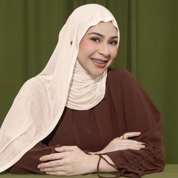 Lozy Hijab 199K GET 3 Arabian Shawl Lozy X Lesti (Hijab Pashmina Viscose Rayon)