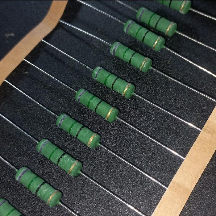 Jual resistor 75R 3w body kecil hijau original japan 75 R ohm 75ohm 3 ...