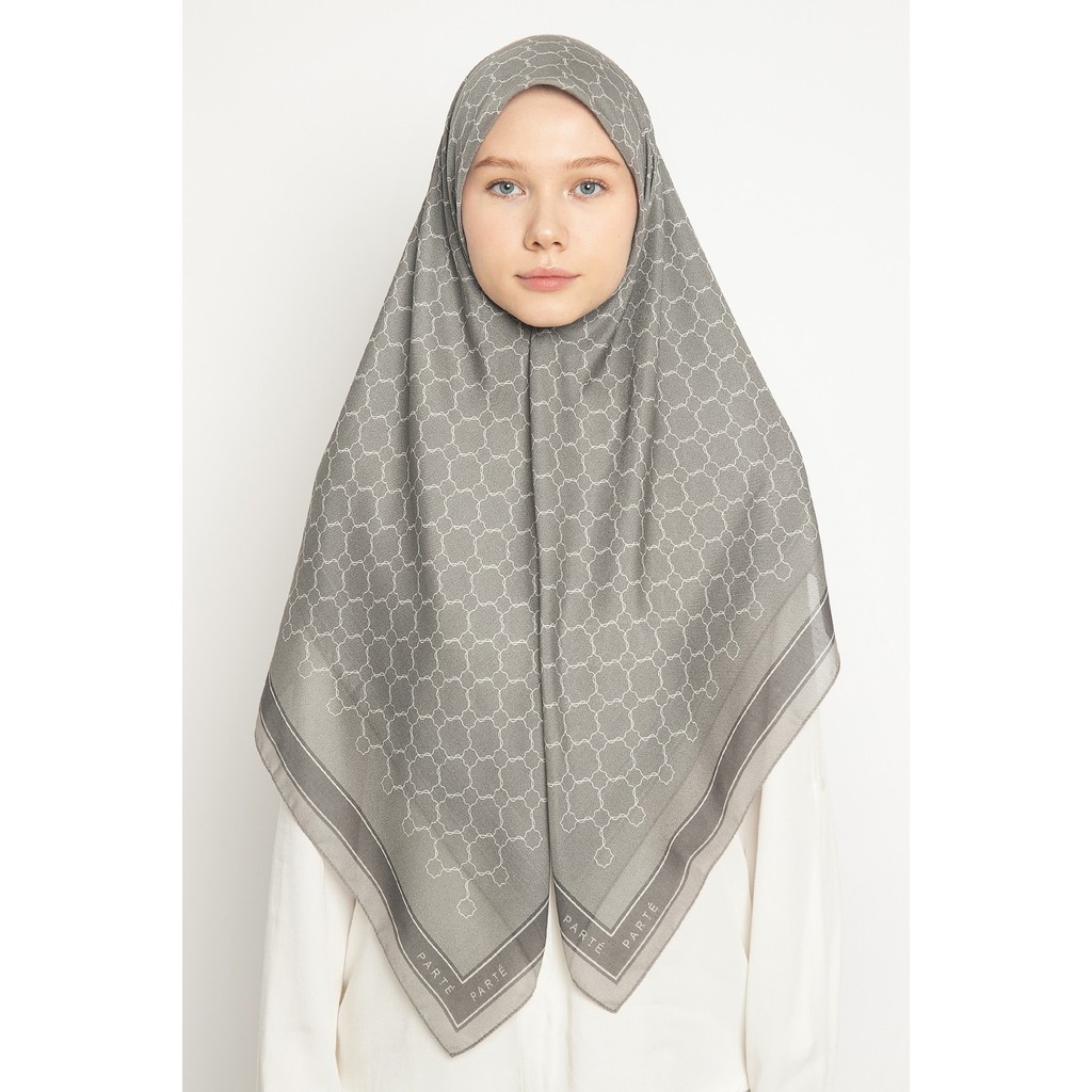 PARTE Primrose Classic Printed Scarf Hijab Segi Empat Motif