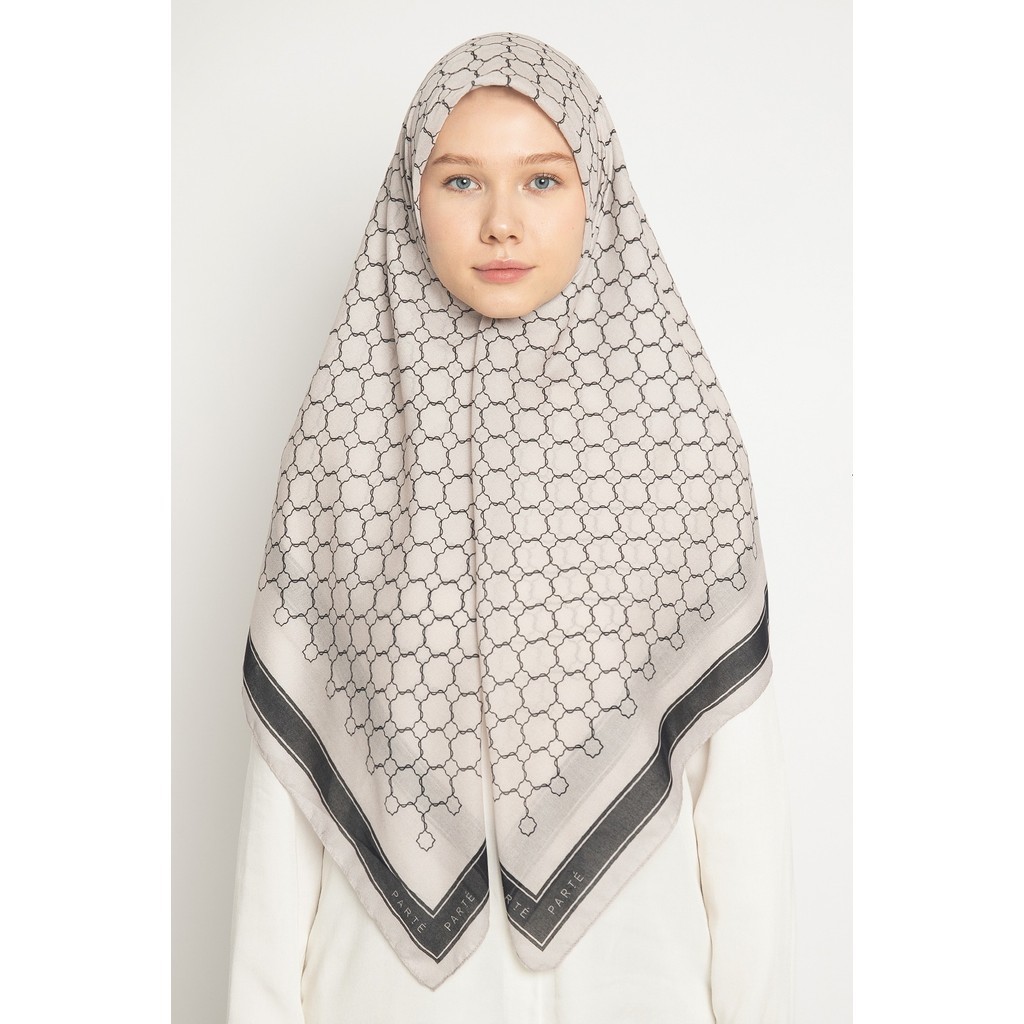 PARTE Primrose Classic Printed Scarf Hijab Segi Empat Motif