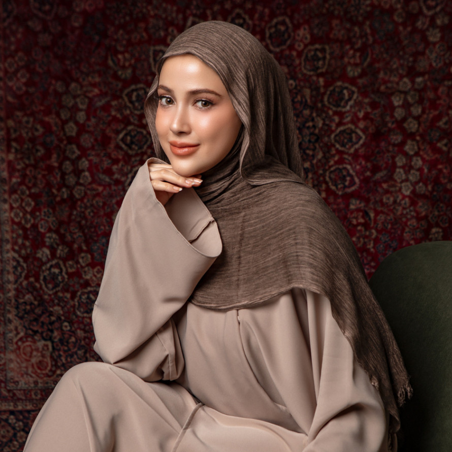 Lozy Hijab Viscose Crinkle Shawl (Hijab Pashmina Modal Textured Bahan Crinkle Viscose)