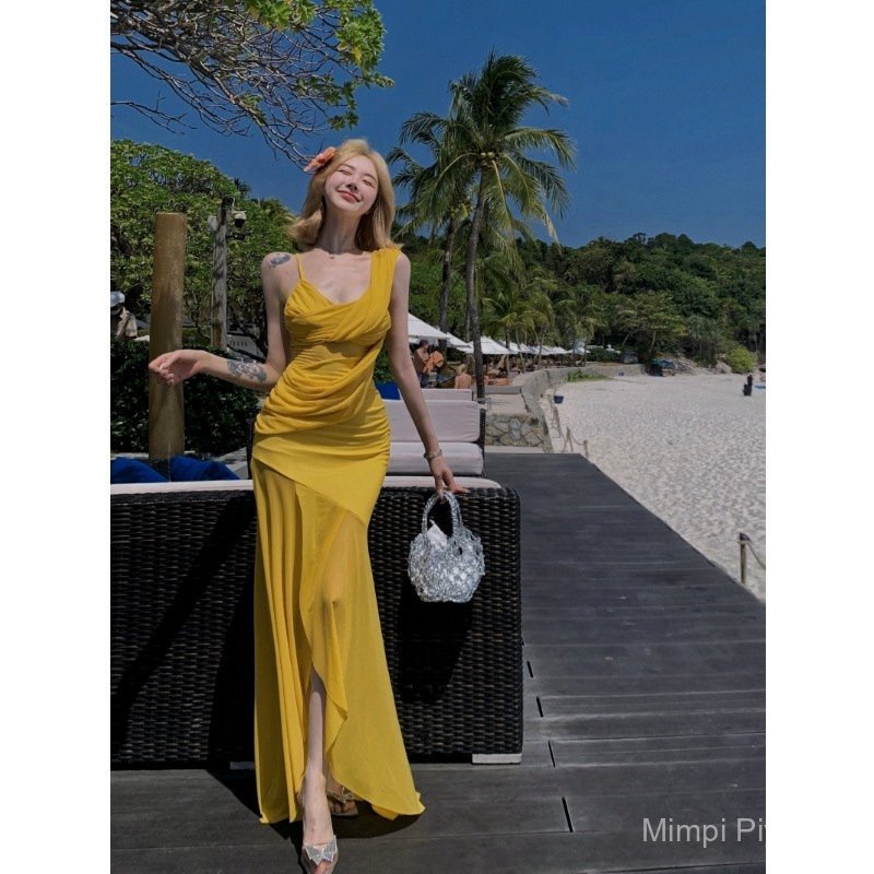 Jual Gaun maxi model halter-neck berlipit model ekor ikan berwarna ...