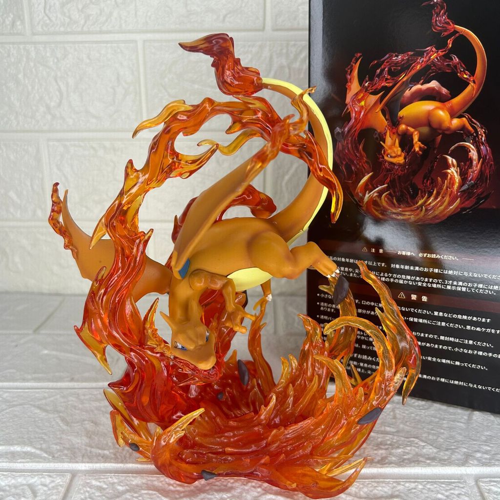 Jual 20cm Anime Pokemon arizard Figures Fire Black Dragon Spray Magical ...