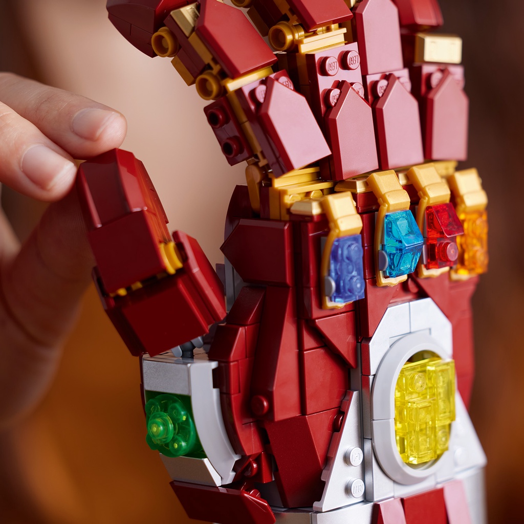 Iron Man Nano Gauntlet Lego LEGO Marvel Nano Gauntlet, Iron Man