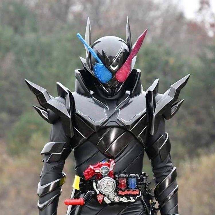 Kamen Rider Build RabbitTank Hazard Form (仮面ライダービルド ラビットタンクハザードフォーム) Minecraft Skin