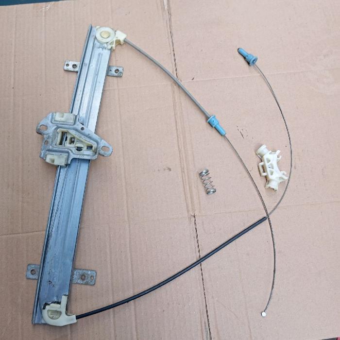 Jual Seling + regulator rel power window kaca pintu belakang kanan R ...