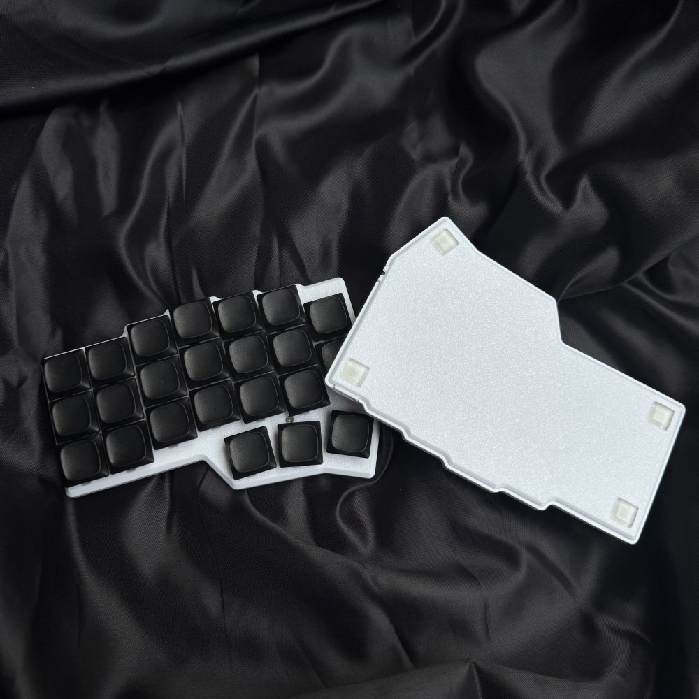 Jual Corne V4.1 Keyboard 3x6 Kailh v1/v2 Choc Low Profile Spilt ...