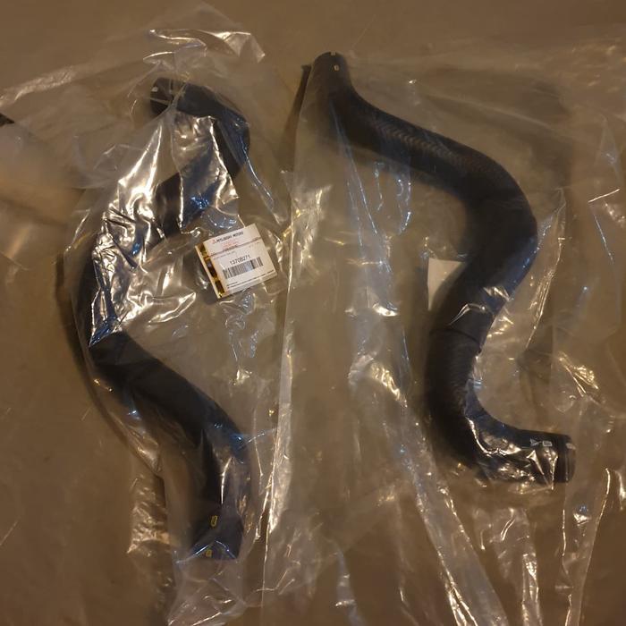 Jual Selang Radiator Atas Hose Asli Mitsubishi Xpander Berkualitas ...