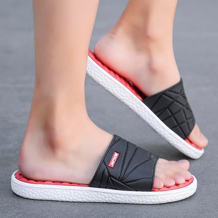 Jual Compass - Sendal Pria Original,Nyaman Dipakai, Anti-Slip, Dan ...