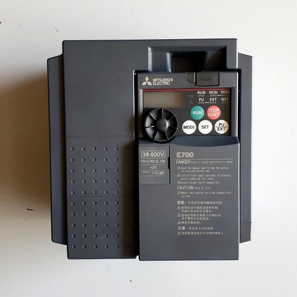 Jual inverter mitsubishi 0.75kw 380v FR-E740-0.75K-CHT | Shopee Indonesia