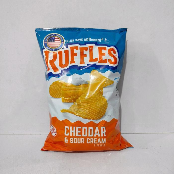 Jual Ready Ruffles Potato Chips Snack Usa 6.5Oz - Cheddar Sour Cream ...