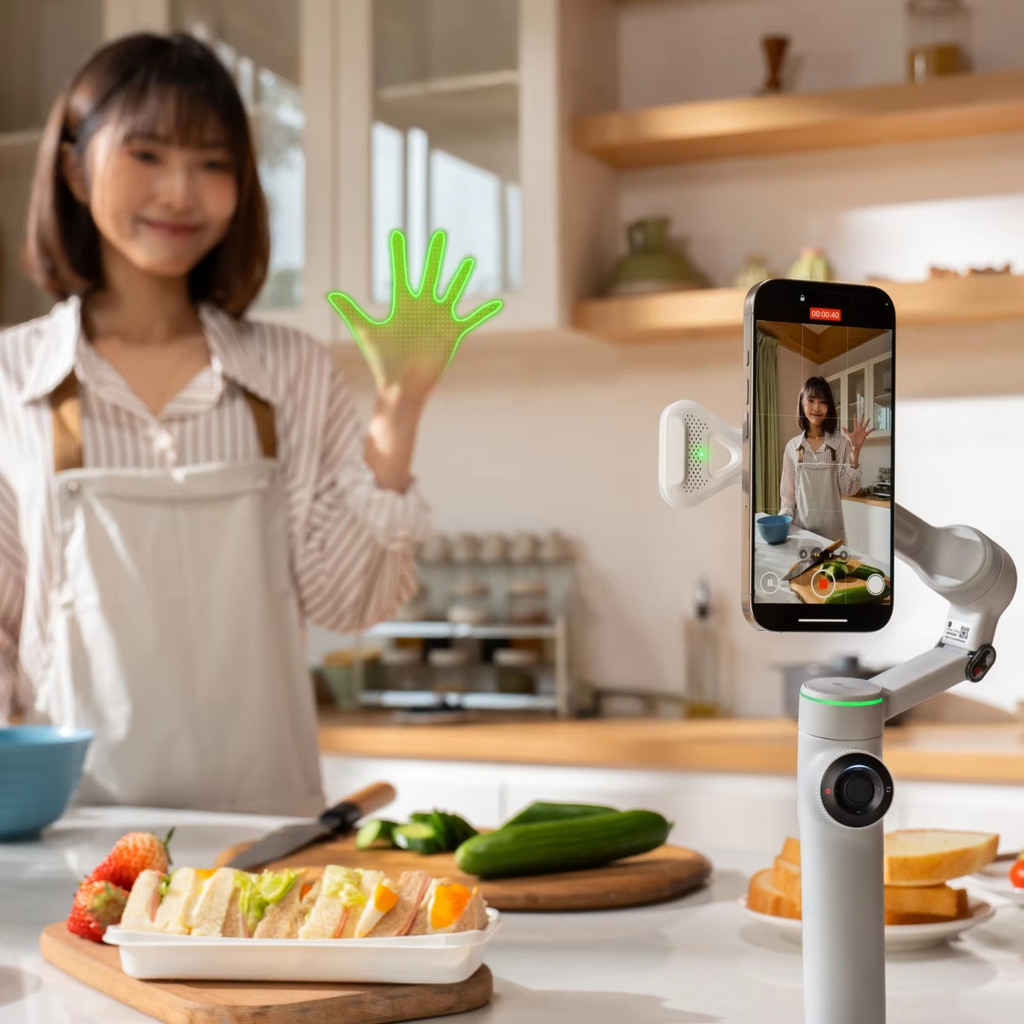 Jual Insta360 Flow 2 Pro AI Tracker With Spotlight Gesture Control Fill ...