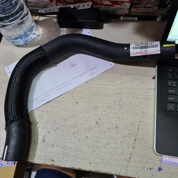 Jual Selang Radiator Atas Harrier Acu30 16571-28191 | Shopee Indonesia